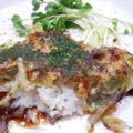 みかpooh♪'s cooksnap of when they made 残りごはんで♪プチお好み焼き.
