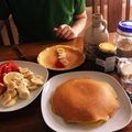 YLanson's cooksnap of when they made イチゴとバナナのパンケーキ.