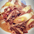 高ｓキッチン's cooksnap of when they made イカと舞茸のネギマヨポン炒め.