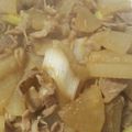 めぐみの食卓's cooksnap of when they made 豚コマでガリバタ大根だ！.