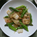 なおつん0802's cooksnap of when they made シーフードとアスパラの塩炒め.