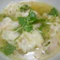 crowcrow's cooksnap of when they made 中華街の味！海老ワンタンスープ.