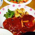 ＊♡まみたん♡＊'s cooksnap of when they made 余ったハヤシライスで♪煮込みハンバーグ.