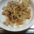 tomo321s's cooksnap of when they made 幼児食1歳 豆苗と豚肉の中華炒め.