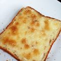 ぷにゅふにゅ's cooksnap of when they made 材料３つ☆ずぼらトースト.