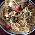 こたつねこくん's cooksnap of when they made トマトと菜の花とモッツァレラのパスタ.