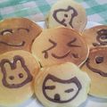 カプリスイーツ's cooksnap of when they made 子供と一緒に♪お絵かきホットケーキ.