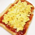 ayaakari's cooksnap of when they made まったり美味しい✿ピザたまトースト.