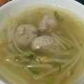 コニール３'s cooksnap of when they made 豚団子と豆腐ともやし鍋.