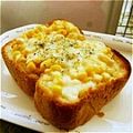 yuzuyou15's cooksnap of when they made ★簡単コーンマヨチーズトースト★.