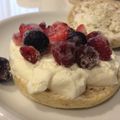 いちごDay's cooksnap of when they made 生クリームとパンの保存が同時にできる♬.