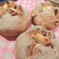sunita's cooksnap of when they made ホシノ酵母朝食丸パン♪胡桃フィグレーズン.
