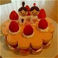 かいちゃんmama's cooksnap of when they made ひな祭り♡苺のショートケーキ.
