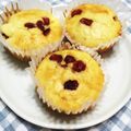 piano13771's cooksnap of when they made クリームチーズとクランベリーのマフィン.