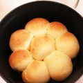 プリン꙳★'s cooksnap of when they made ストウブでミルクちぎりパン♡.