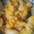 ＊ともさきめい＊'s cooksnap of when they made 大根と白菜の煮物.