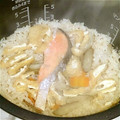 ゆみっしー(⁠◍⁠•⁠ᴗ⁠•⁠◍⁠)'s cooksnap of when they made ♪鮭をそのまま♡炊き込みご飯♪.