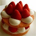 LunaママNon's cooksnap of when they made ひな祭り♡苺のショートケーキ.