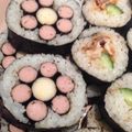 菜の花かあちゃん's cooksnap of when they made ぶきっちょさんの飾り太巻き〜お花Ver..