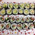 マカロ〜ン☆'s cooksnap of when they made 簡単♪エビとアボカドの巻き寿司.