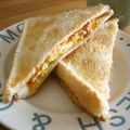 hitkat's cooksnap of when they made フライパンでソーセージエッグホットサンド.