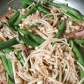 クックOP3TKM☆'s cooksnap of when they made 味付けいらずで簡単☆いかの塩辛で炒め物.