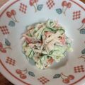kuuumi's cooksnap of when they made カニカマとキュウリの簡単サラダ♡.