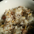 かぴーな's cooksnap of when they made 簡単鮭とマヨ卵とゆかりの炊き込み混ぜご飯.