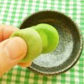 あやちん０８１６'s cooksnap of when they made そらまめの皮をきれいにむく方法.