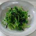 まほじょ's cooksnap of when they made 豆苗と塩昆布の胡麻和え♡.