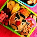 クックM6PIR6☆'s cooksnap of when they made 妖怪ウォッチの焼きおにぎりキャラ弁.