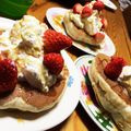 MManzsimsc's cooksnap of when they made ハワイ風パンケーキ♡生クリーム&苺ソース.