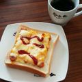 Aya♢Aya's cooksnap of when they made 半熟卵とチーズのとろけるトースト.