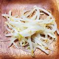 りょーみー's cooksnap of when they made 超簡単！もやしのナムル.