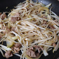 にじゆめa's cooksnap of when they made 夏の時短レシピ☆10分完成！豚もやし炒め.