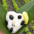 野菜のはたけ's cooksnap of when they made 【兵庫県】黒豆ごはんおにぎり.