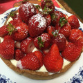 whiterose8's cooksnap of when they made 簡単めちゃおいしい★いちごのタルト.