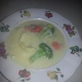 アメリカ人の日本人's cooksnap of when they made 玉ねぎとジャガイモのスープ.