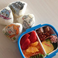 izumi*'s cooksnap of when they made 公式！キャラ弁シートの作り方／下敷き使用.