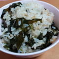 まゅ＠たん's cooksnap of when they made 簡単 美味しい ワカメご飯♪ お握りにも.