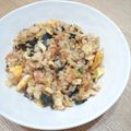 たろちゃんママ☆'s cooksnap of when they made 鮭フレークとわかめで和チャーハン.