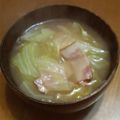 サーフブレイド's cooksnap of when they made えっ？お味噌汁にベーコン？！.