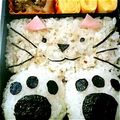 まぐゆ's cooksnap of when they made キャラ弁★彡にゃんこ肉球にぎり.