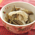 まんまるらあて's cooksnap of when they made 芋蔓と蒟蒻の煮物.