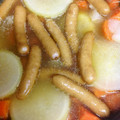 ひなり24's cooksnap of when they made 大根とソーセージのコンソメ煮.
