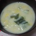 トーマス731's cooksnap of when they made 豆乳味噌汁.