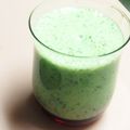 ＊にょにょん＊'s cooksnap of when they made ♦ヨーグルト入りグリーンスムージー♦.