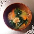 K0A9O0R8U♪'s cooksnap of when they made 具沢山味噌汁<<がんもと小松菜と人参>>.