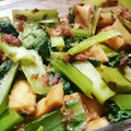 Klunaria's cooksnap of when they made 小松菜と油揚げの梅ダレ炒め！.