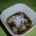 Jock's cooksnap of when they made カップもずく酢で簡単和え物.